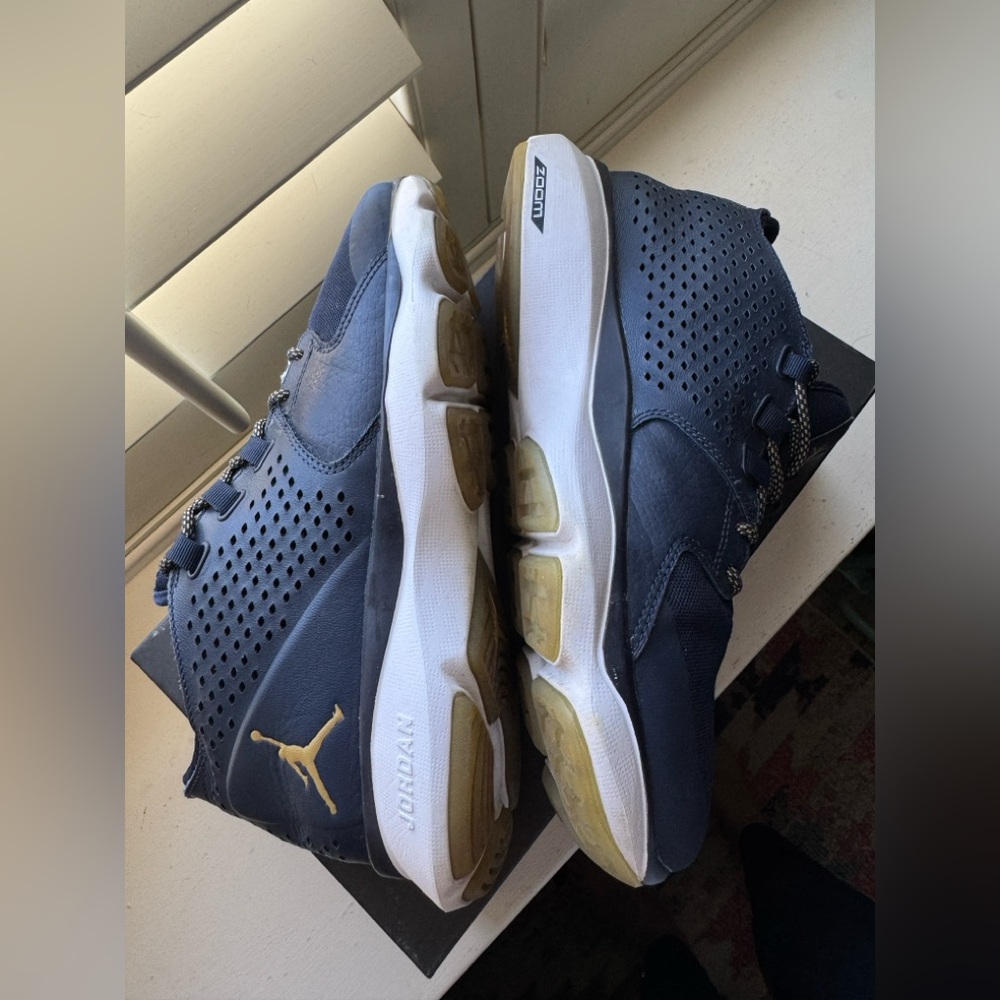 Nike Jordan Flow Navy and Gold Sneakers Size 9 - Picture 9 of 11